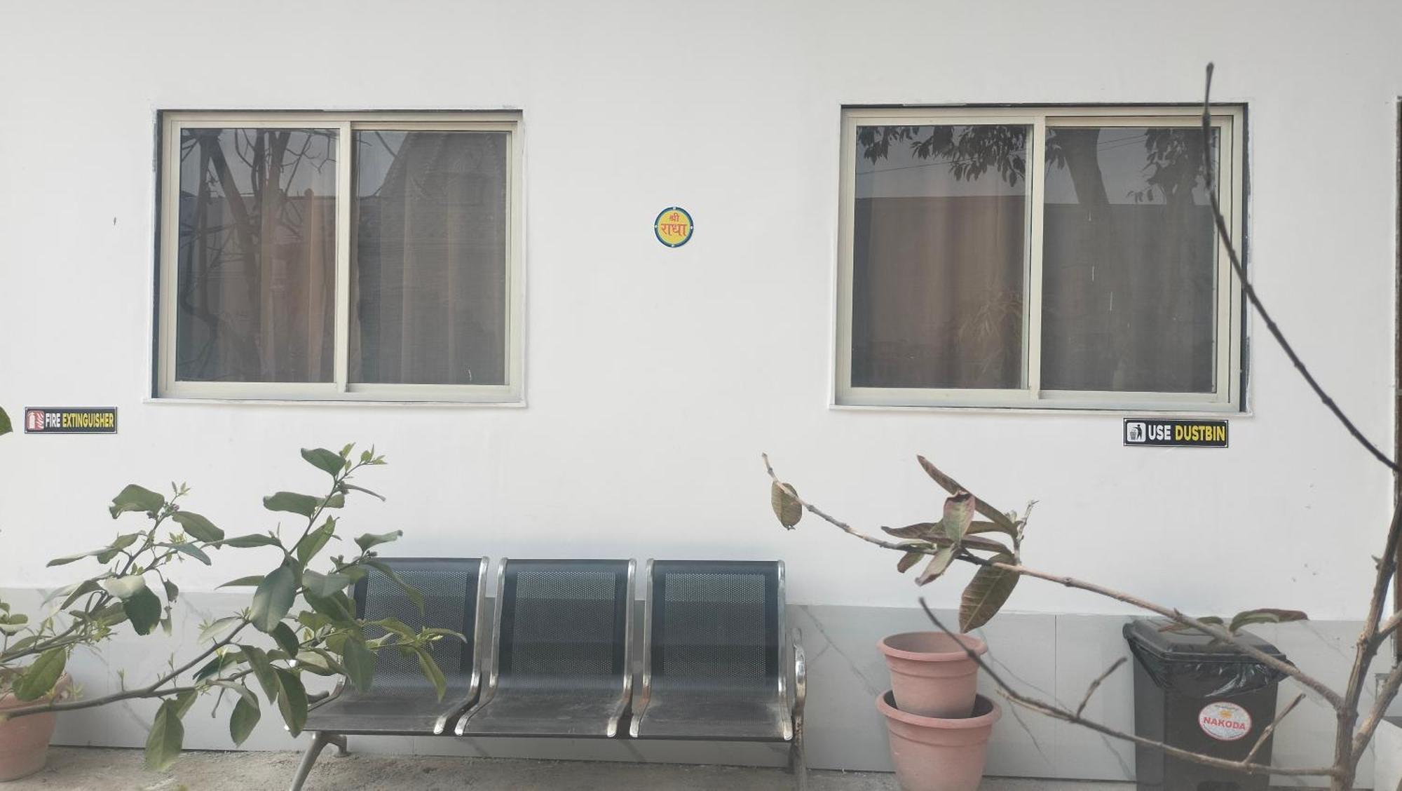 Maa Gayatri Dham Otel Vrindāvan Dış mekan fotoğraf